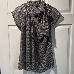 Ann Taylor Black and White Patterned Blouse